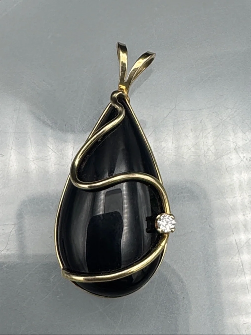 14k Gold Teardrop Pendant with Diamond/Moissanite - Picture 5 of 5